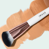 IMAGE I Beauty Flawless Foundation Brush