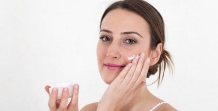 Arctic Berry Peel Brings Home a Youthful Appearance