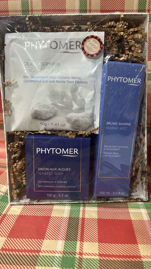 SEASON’S SOAK & SCENT by Phytomer
