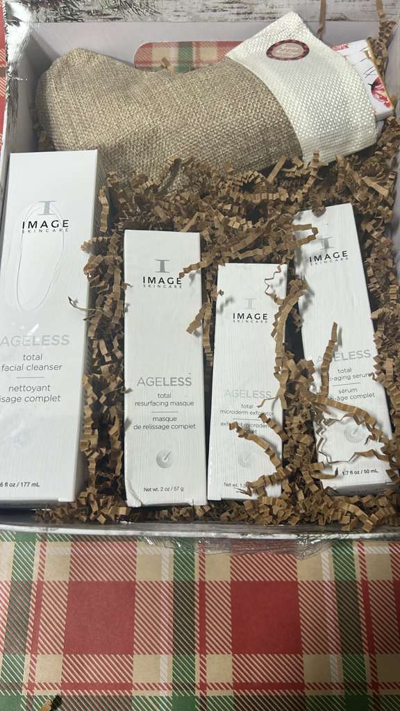 UNWRAP YOUR BEAUTY GIFT SET